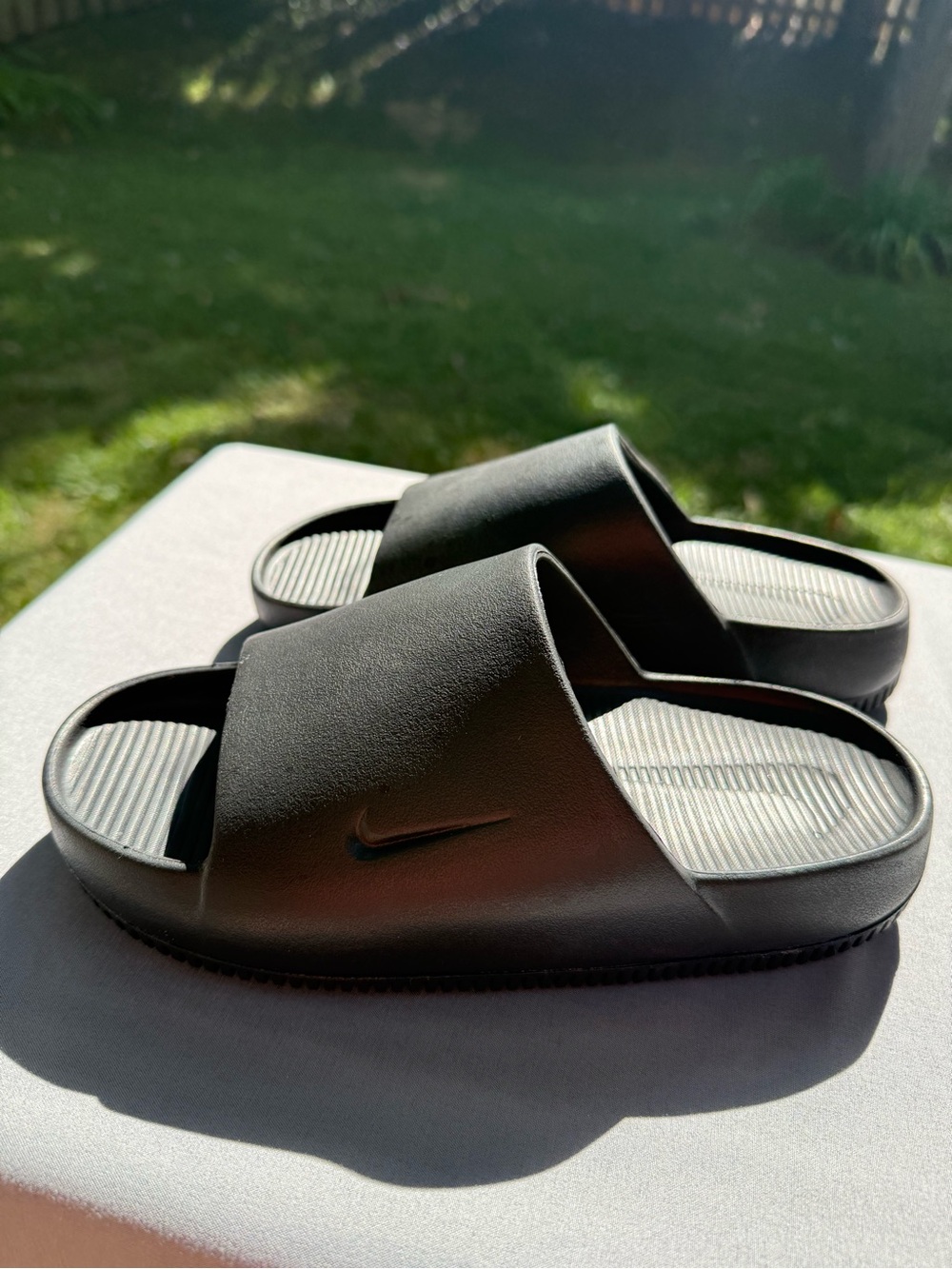 Nike Black Women's Calm Slide Sandals - Minimal Logo Sz 6
